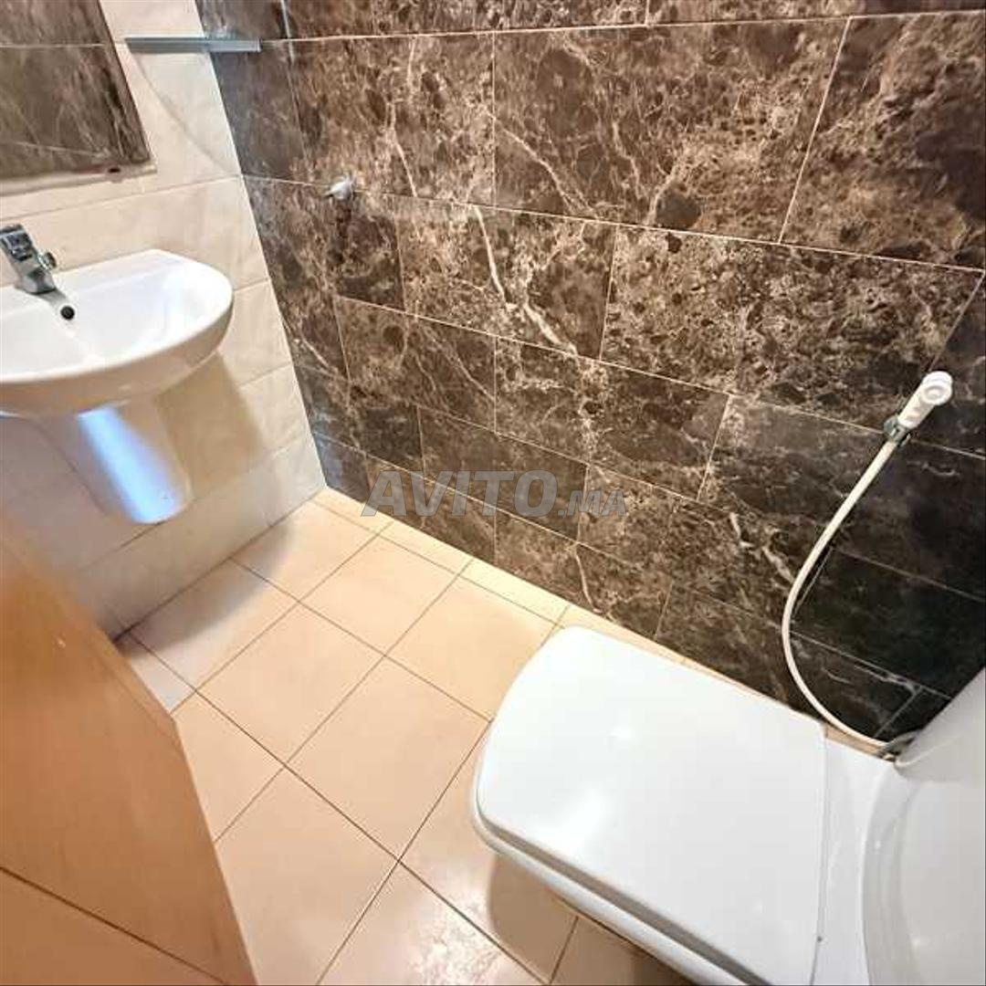 شقة 131 م² للبيع في الدار البيضاء (bourgogne - سيدى بلويت) — Photo 13