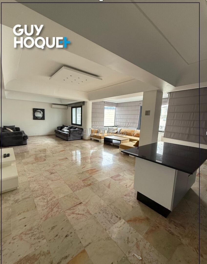شقة 189 م² للإيجار في الدار البيضاء Maarif — Photo 4