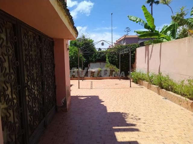 Villa 670 m² for sale in Casablanca (Chantier District) — Photo 18