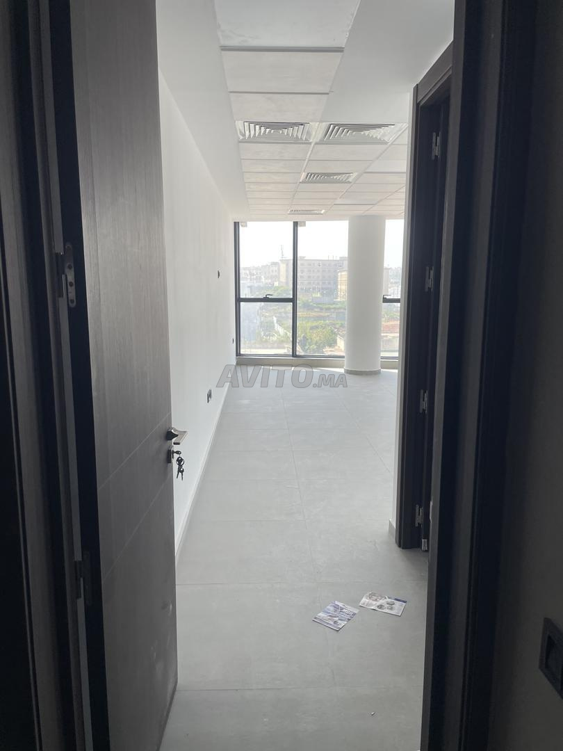 Office 71 m² for rent in Mohammédia — Photo 11