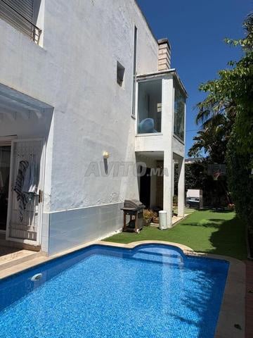 Villa 287 m² for rent in Casablanca, Franceville — Photo 4