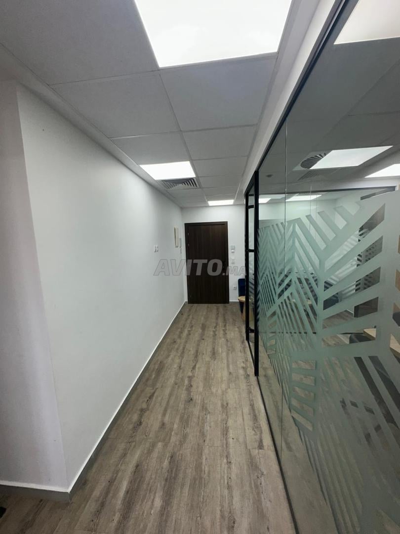 Office 72 m² for Sale in Casablanca — Photo 16