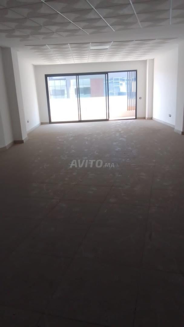 Bureau 92 m² à louer à Casablanca Roches Noires — Photo 2