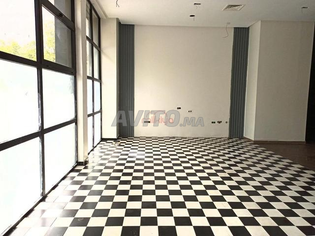 Commercial space 131 sqm for rent in Casablanca – Gauthier — Photo 3