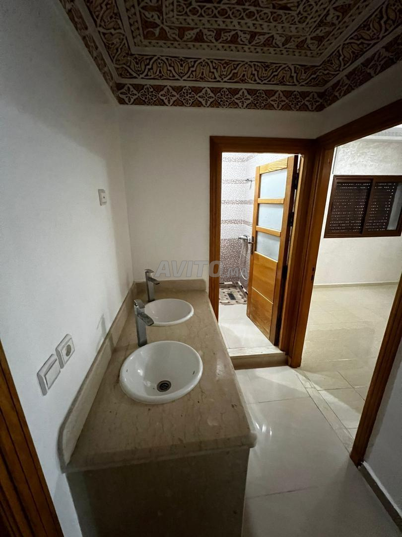 فيلا للإيجار في الجديدة 200 م² — Photo 11