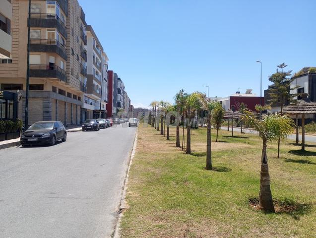 Commercial Property 137 m² for Sale in Kénitra — Photo 2