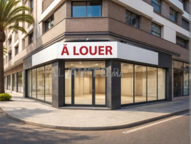 محل تجاري 164 م² للايجار في الدار البيضاء — Photo 2