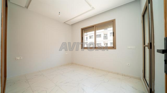 Studio 60 m² à louer à Casablanca (Roches Noires) — Photo 8