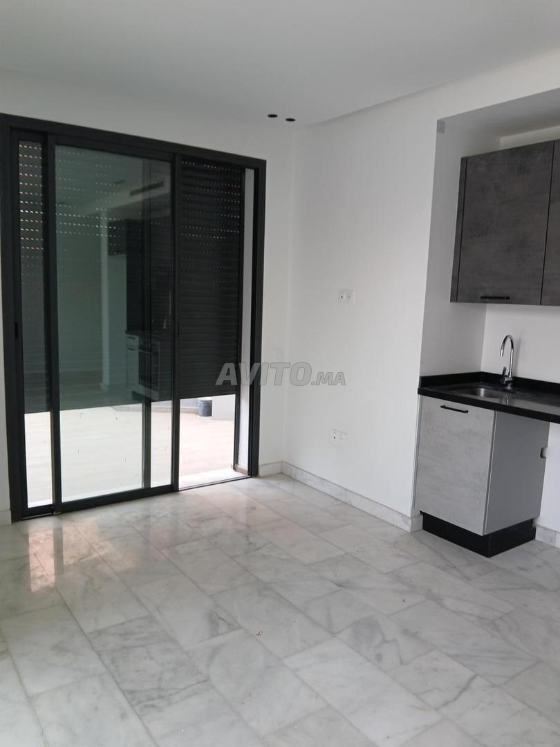 Studio Apartment 56 m² for Rent in Casablanca, Oasis — Photo 10
