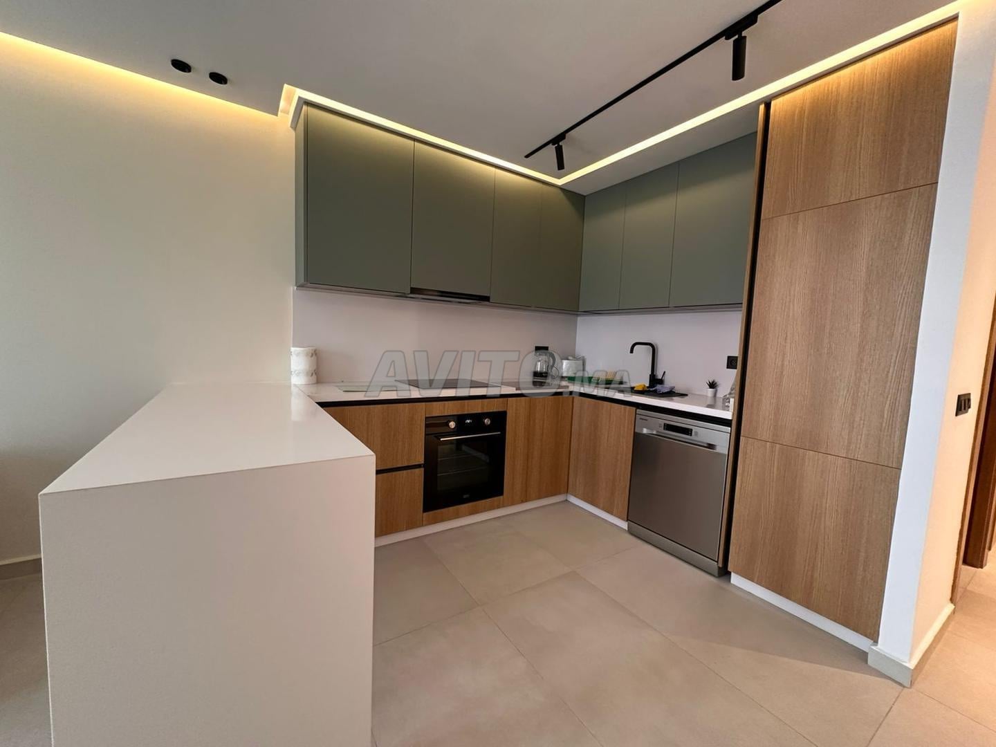 Studio duplex 84 m² à louer à Casablanca — Photo 10
