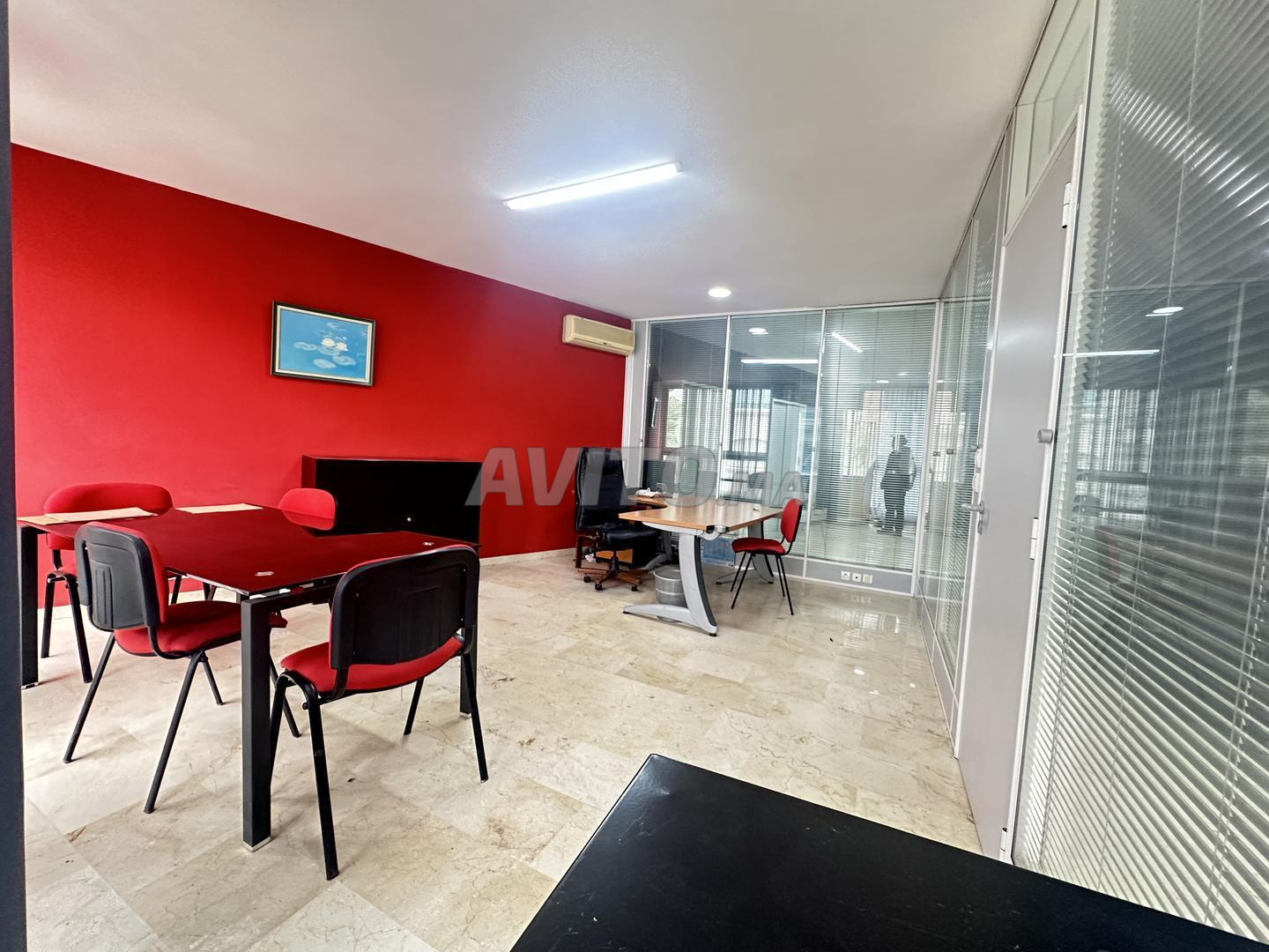 Office 90 m² for rent in Casablanca — Photo 4