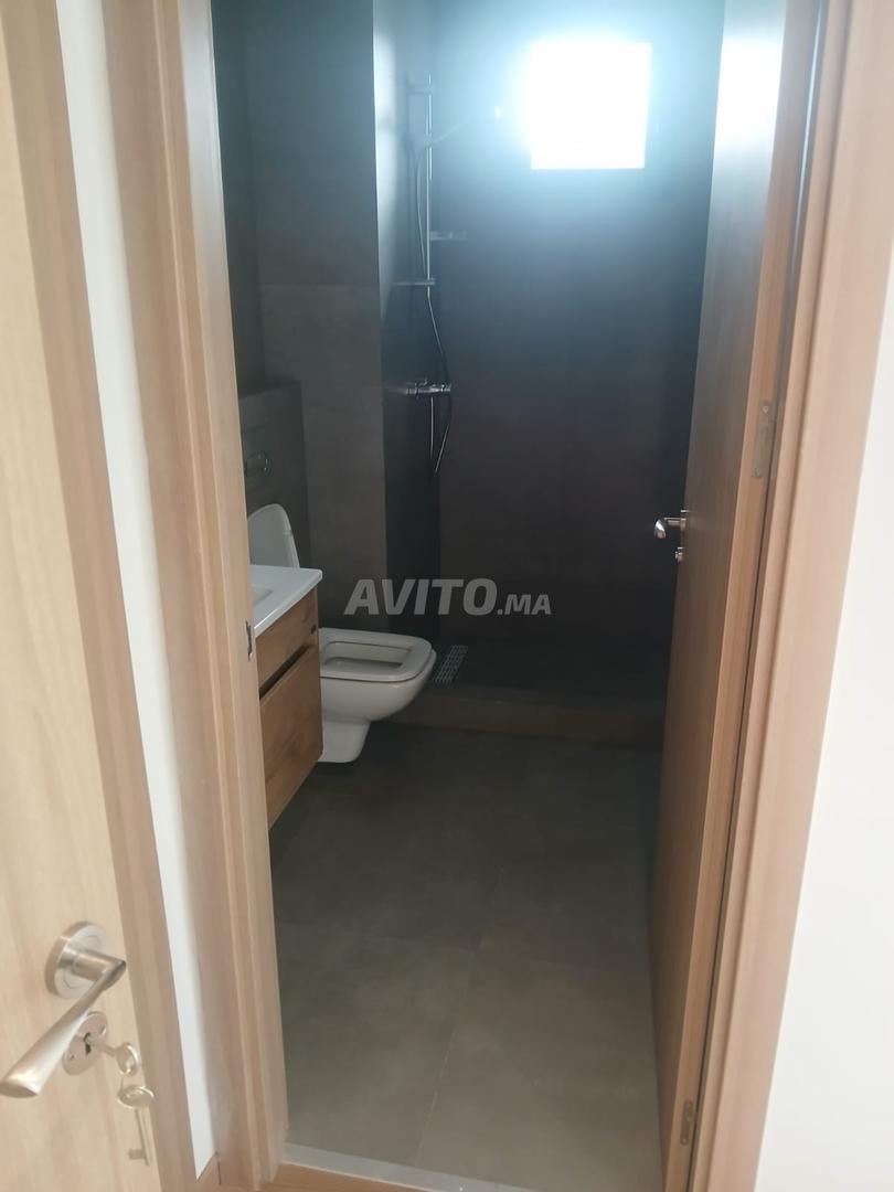 شقة 97 متر مربع للإيجار في الدار البيضاء (عين السبع) — Photo 8