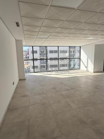 Bureau 82 m² à louer à Casablanca Roches Noires — Photo 4