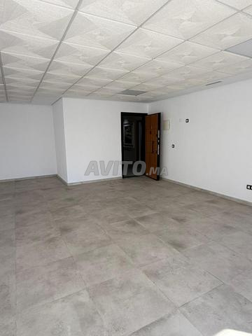 Bureau 82 m² à louer à Casablanca Roches Noires — Photo 6