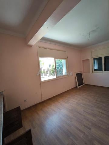 Villa à usage professionnel 1000 m² à louer à Rabat, El Youssoufia — Photo 13