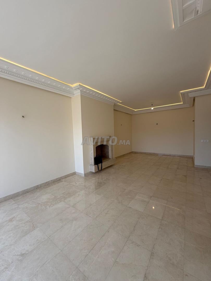 شقة 141 متر مربع للبيع في الدار البيضاء (حي أوايس) — Photo 5
