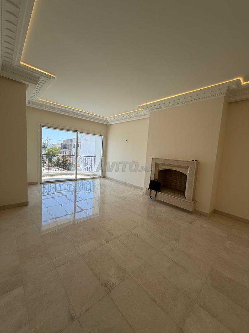 شقة 141 متر مربع للبيع في الدار البيضاء (حي أوايس) — Photo 6