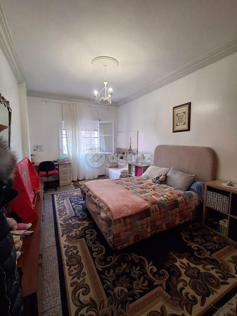330 m² House for sale in Belvédère — Photo 11