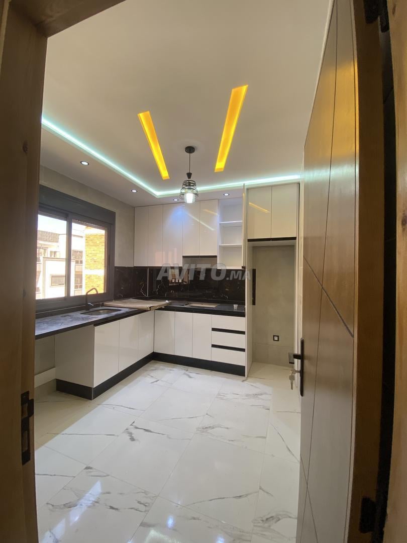 80 m² Apartment for Sale in Tétouan — Photo 2