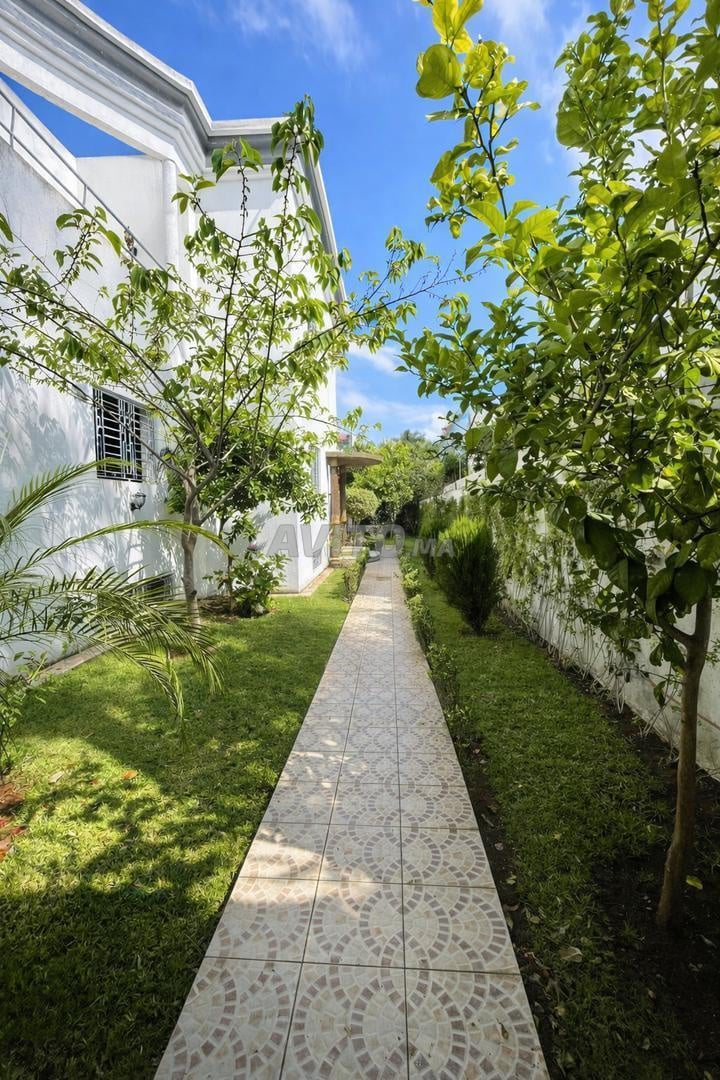 Villa 600 m² à vendre à Kénitra (Bir Rami Est) — Photo 3
