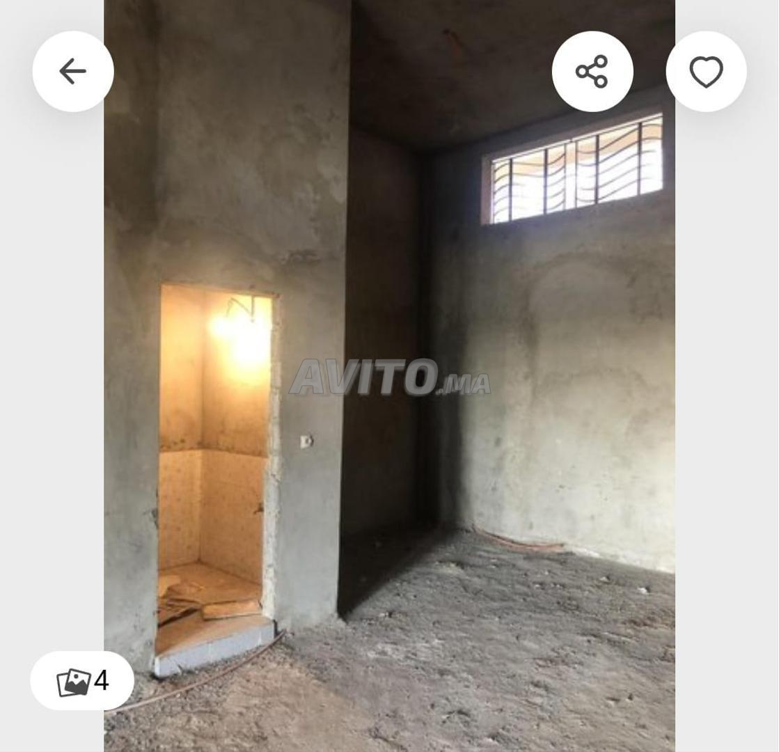 محل تجاري مساحته 134 متر مربع للبيع في الدار البيضاء — Photo 3