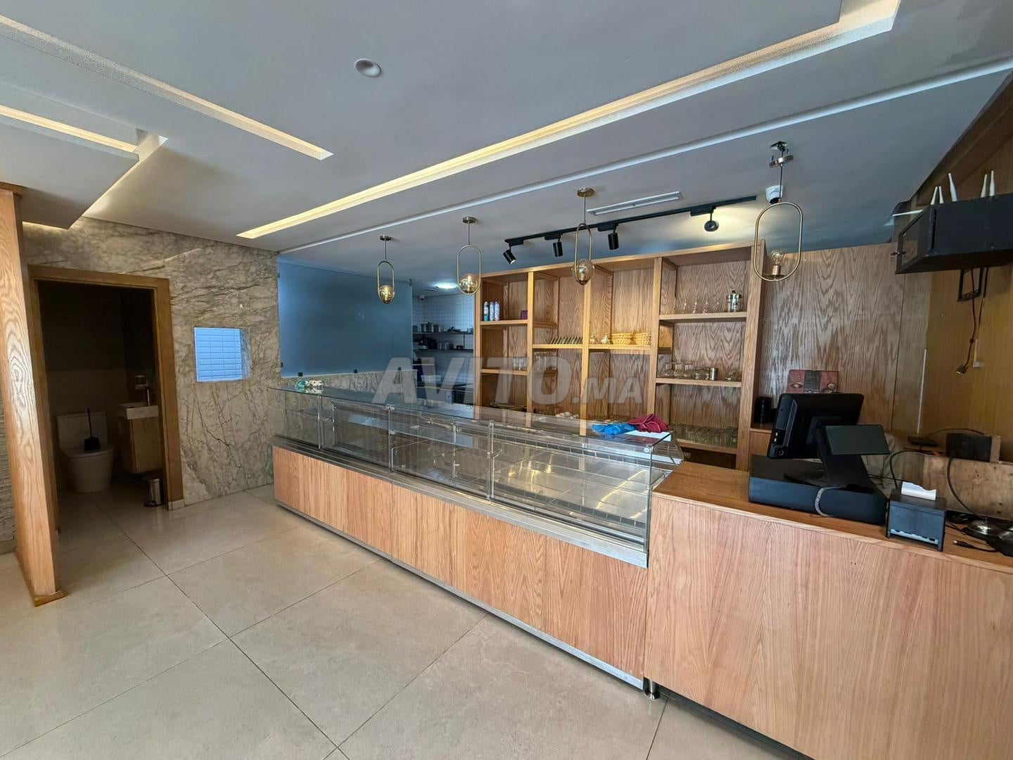 Commercial Unit 90 m² For Sale in Kénitra, El Haddada — Photo 12
