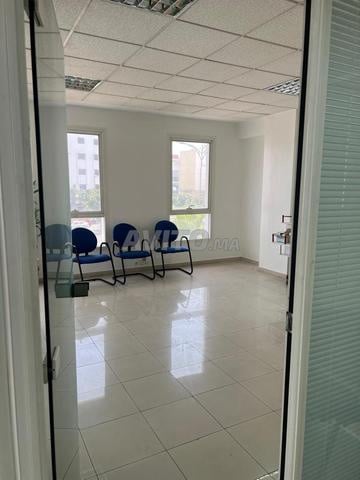 Office 74 m² for rent in Biranzarane, Casablanca — Photo 3