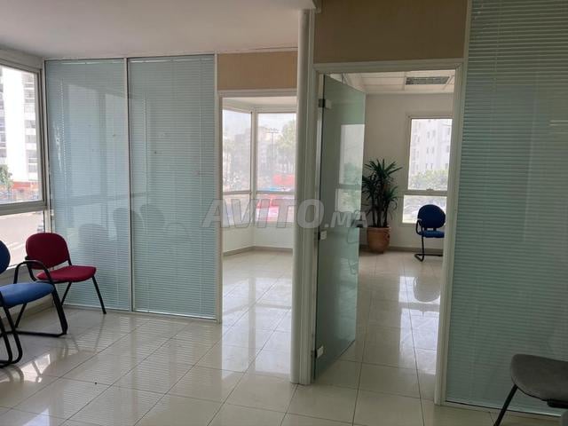 Office 74 m² for rent in Biranzarane, Casablanca — Photo 4