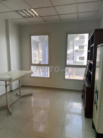 Office 74 m² for rent in Biranzarane, Casablanca — Photo 8