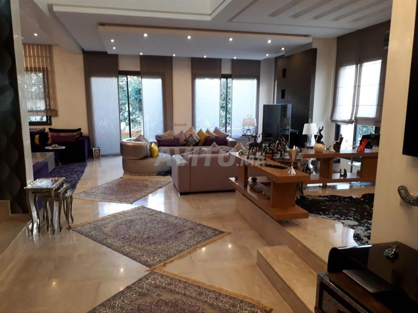 Villa 420 m² for Rent in Casablanca — Photo 24