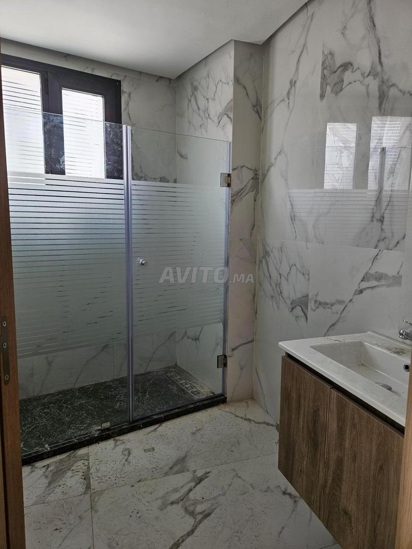 Studio 45 m² à louer à Casablanca — Photo 4