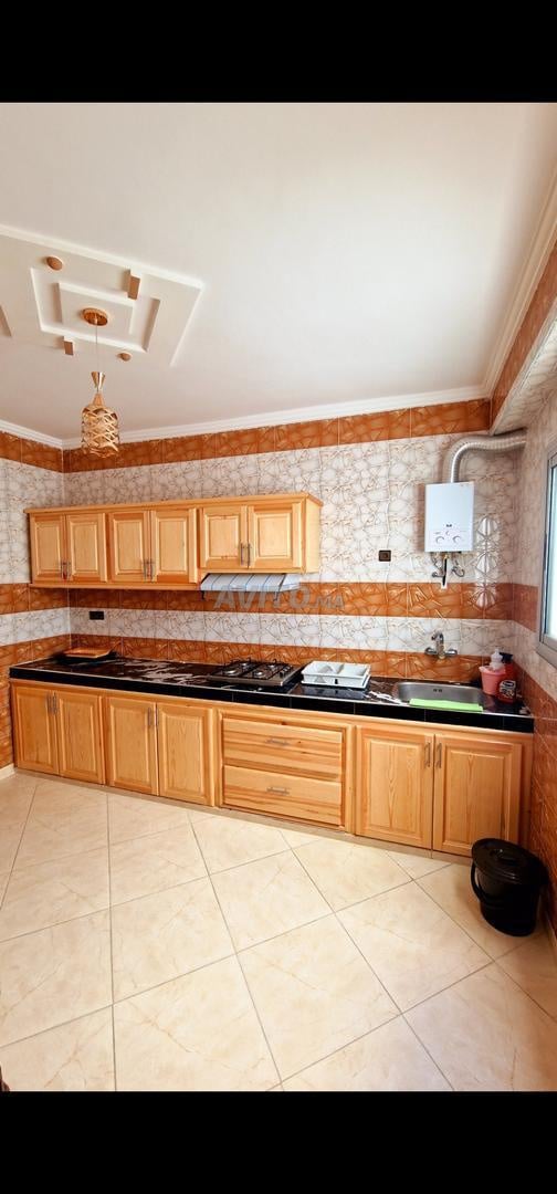 Appartement 140 m² à louer à Al Hoceïma — Photo 4