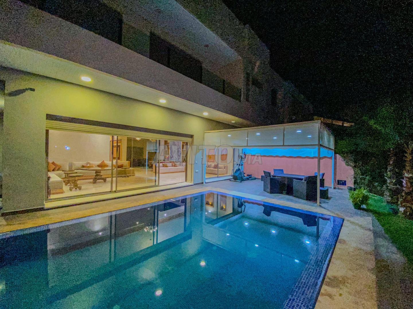 Villa moderne location jour juste pour famille