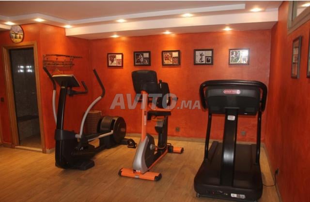 فيلا 500 متر مربع للإيجار في الدار البيضاء — Photo 10