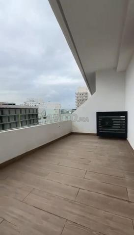 Appartement 121 m² à louer à الدار البيضاء — Photo 4