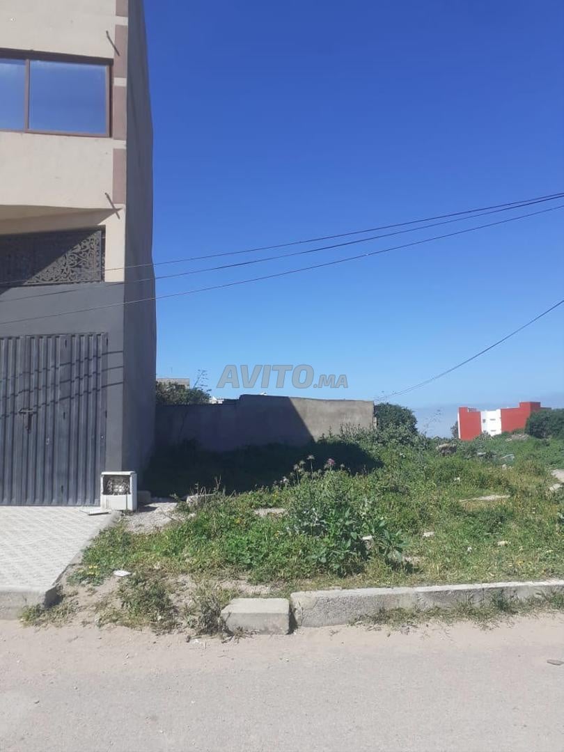 Terrain à vendre, titré, à prix raisonnable, sans intermédiaire