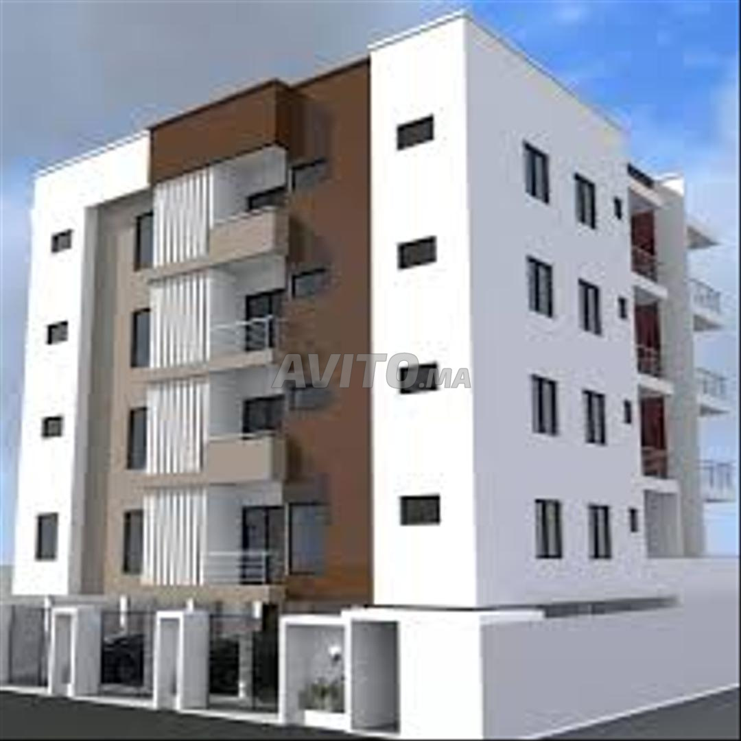 Terrain 2800 m2 à vendre R4 3 façades Tanger