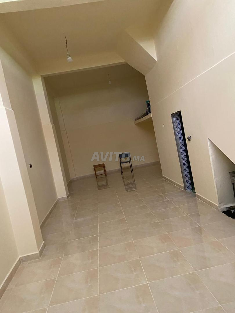 Local commercial 43 m² à louer à طنجة — Photo 6