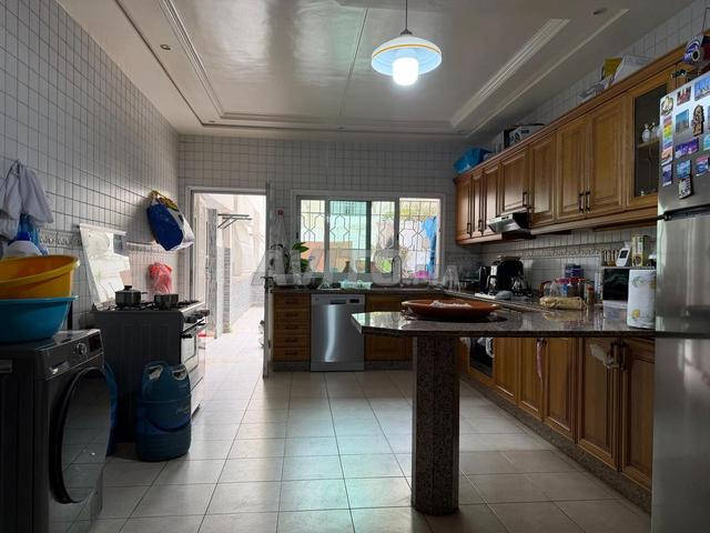 Appartement 330 m² à louer à Casablanca — Photo 15