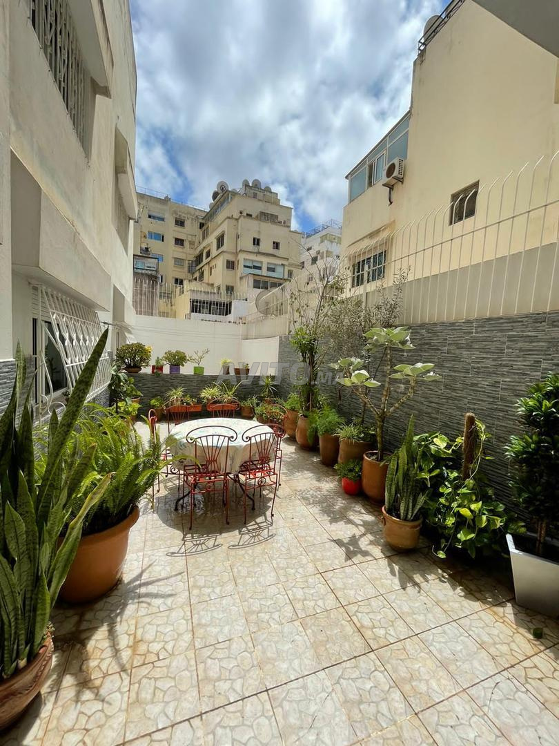 Appartement 330 m² à louer à Casablanca — Photo 6