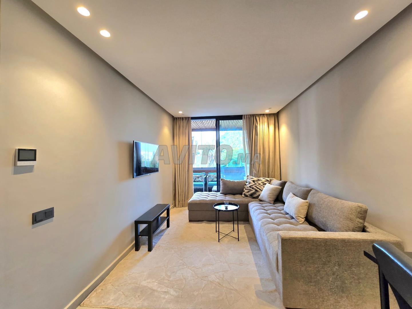 Furnished studio with large covered terrace in Casablanca