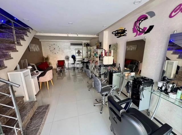 Beauty Center for Sale 74 m² Safi Road
