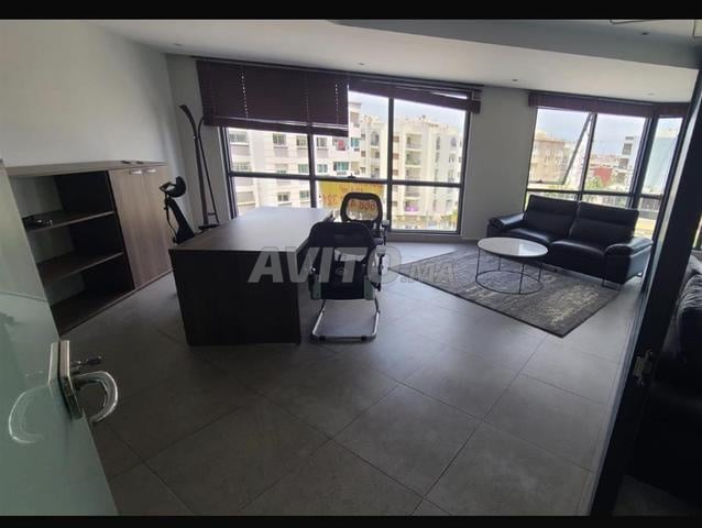 Furnished Office 104m² - Parking Included - City Center