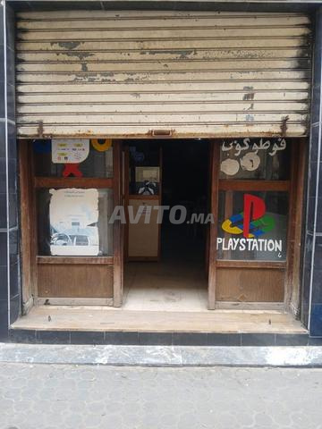 BUSINESS FOR SALE / LEASE RIGHT