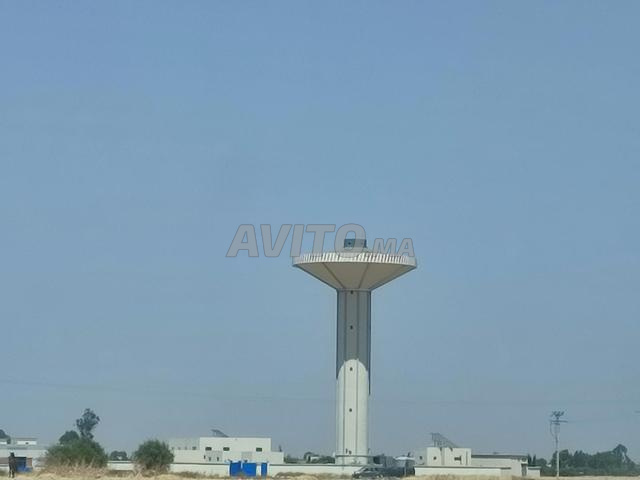 Negotiable building land for sale in the center of Deroua
