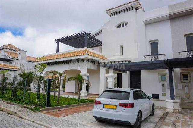 Villa 500 m² for sale in Tanger (Star Hill, Mediouna) — Photo 3