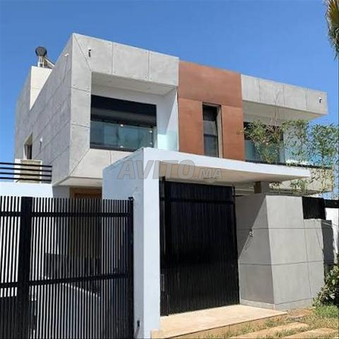 Luxury Villa for Sale in Hay Riad
