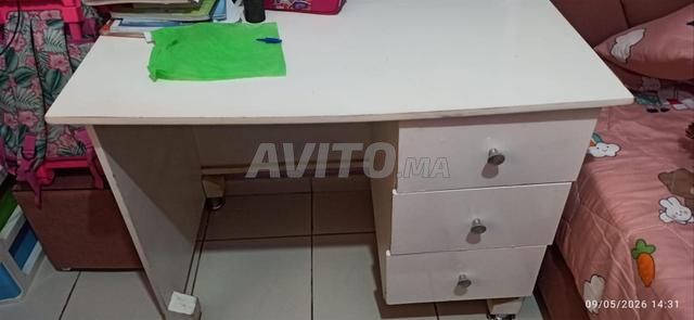 Office for Sale in Good Condition