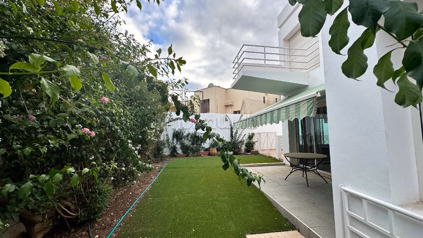 Villa meublée 300 m² à louer à proximité de Mahaj Riad — Photo 3