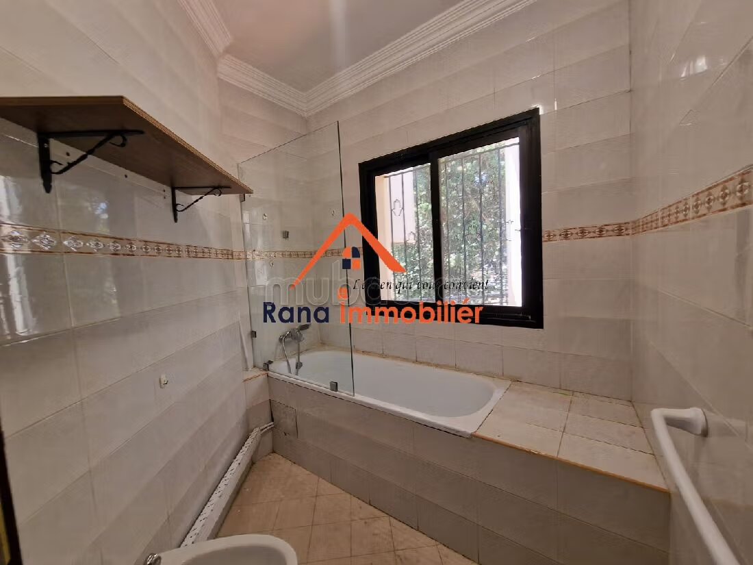 Villa 1200 m² à louer à Souissi, Rabat — Photo 8